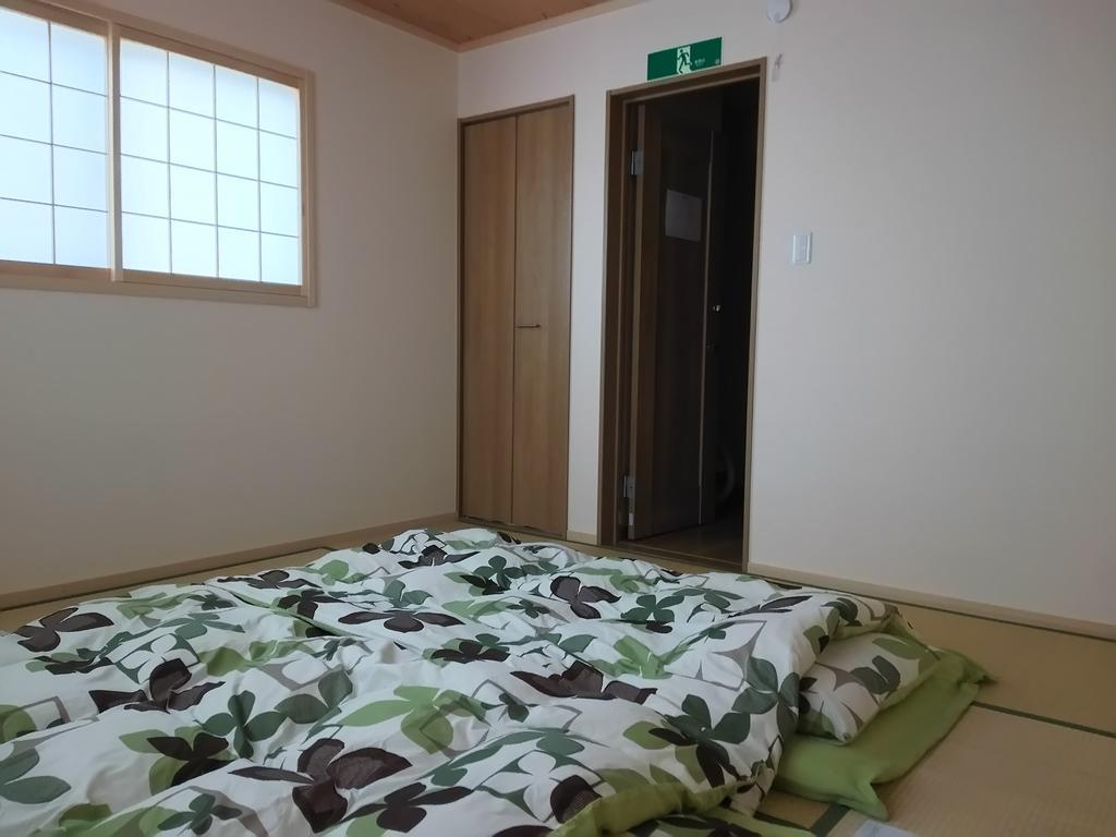 Guest House Aoi Nakamoto Кіото Екстер'єр фото